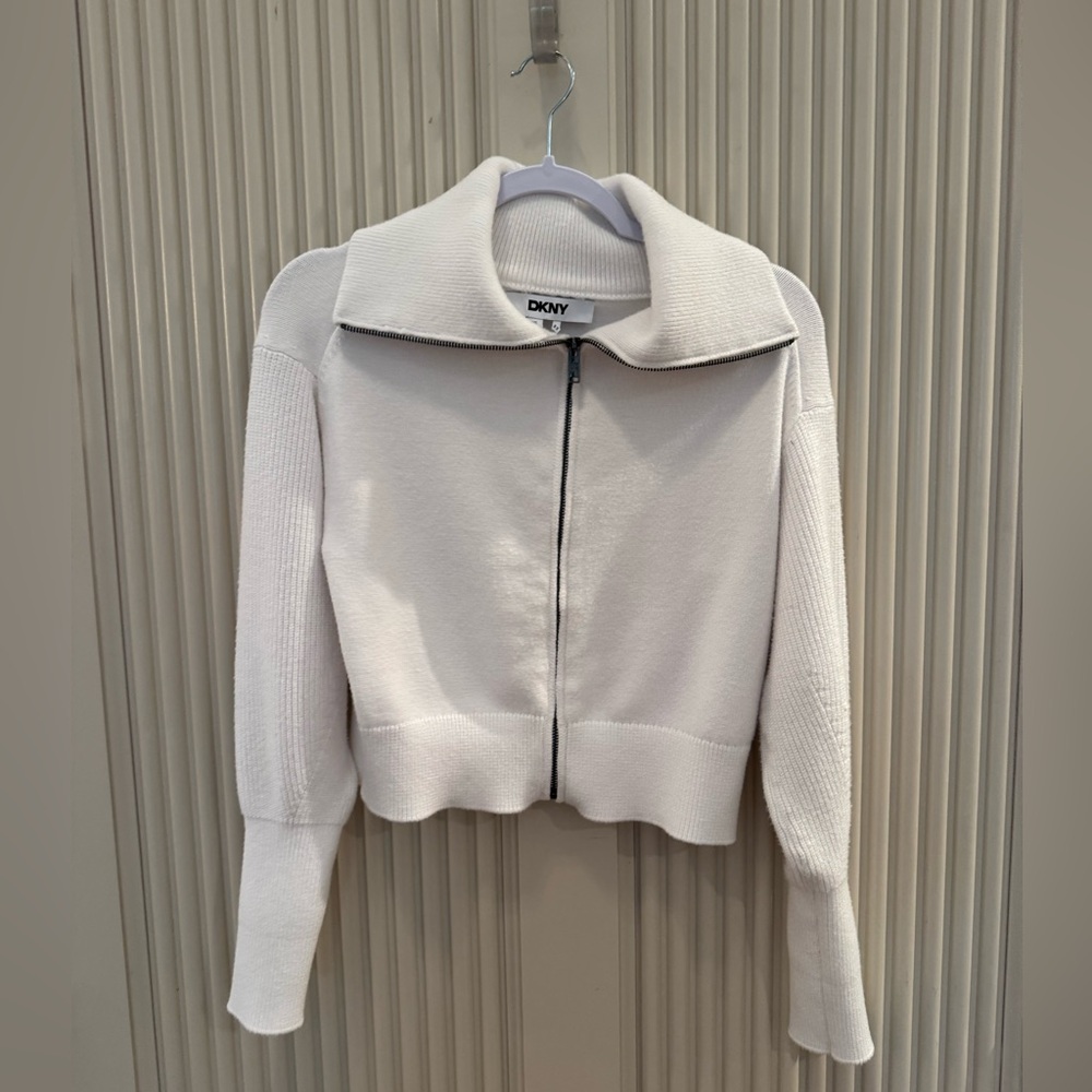 DKNY Women's Cream Zip-Up sweater jacket NWOT